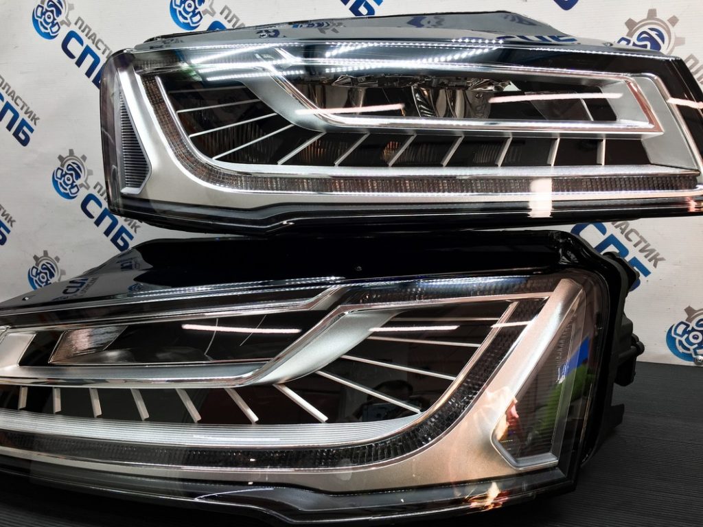 Замена стекол фар Audi A8 LED, цена в СПб