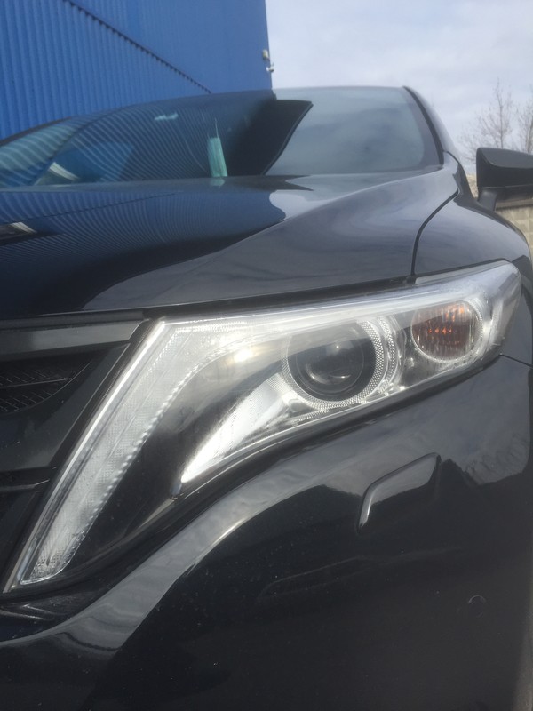 Устранение запотевания фары Toyota Venza, цена в СПб после ремонта